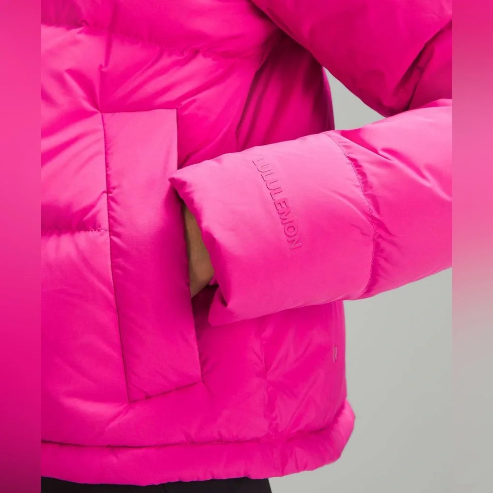 NWT ✨ RARE Lululemon Wunder Puff Cropped Jacket Sonic Pink Size 10‎